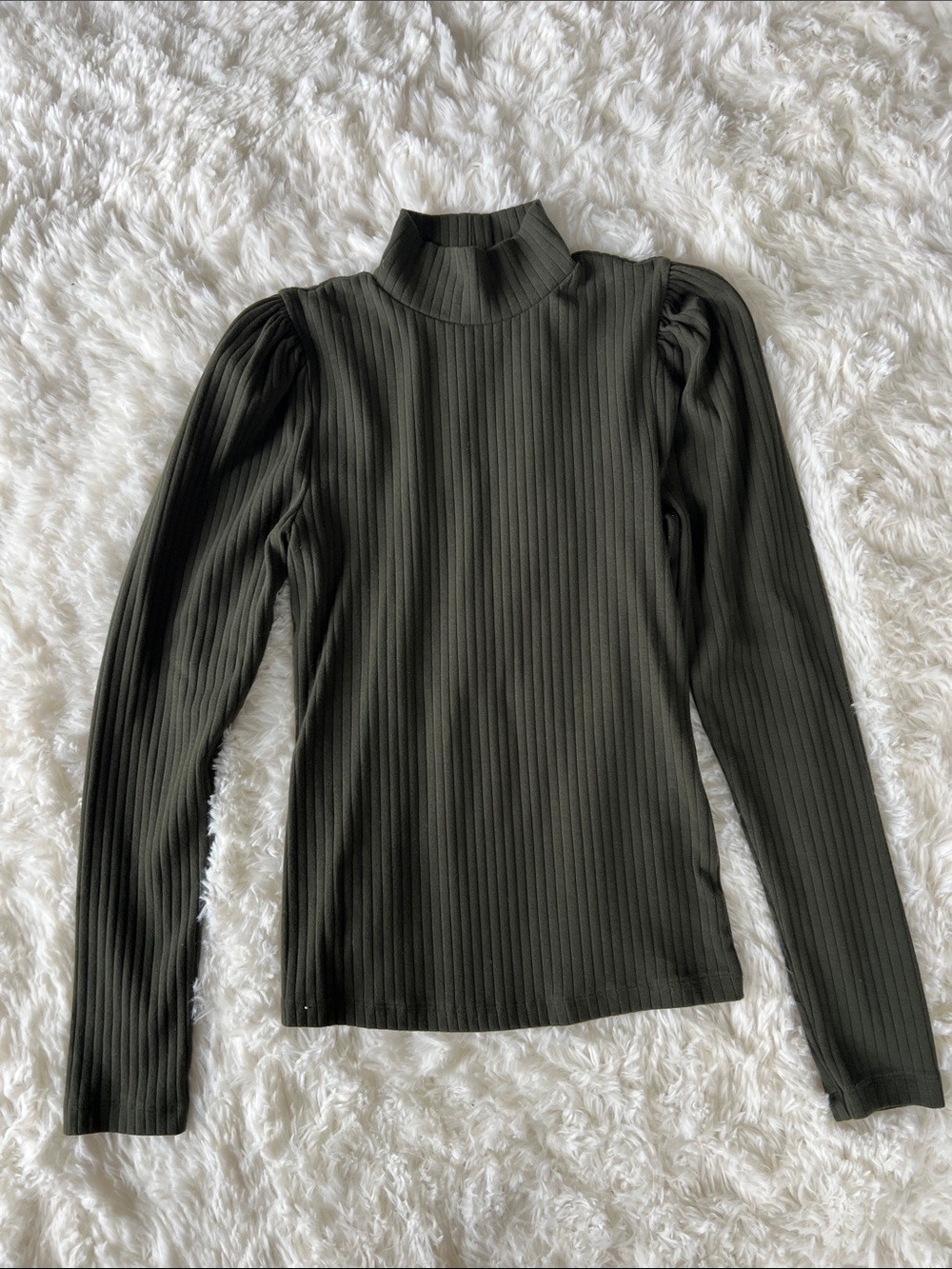 GAP Ribbed Mock Neck Long-Sleeve Top in Olive